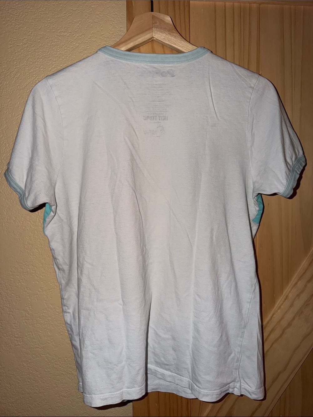 Hot Topic Ponyo Tee - Picture 4 of 5